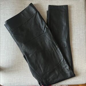 LOFT Black Sleek bikercore Faux Leather Pants, womens Size 8.